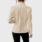 Birte | Blazer mit Zopfmuster und Stehkragen