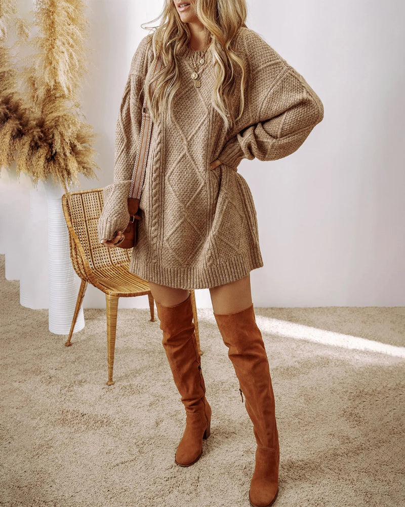 Drop-Shoulder Cable-Knit Pullover in Mid Length