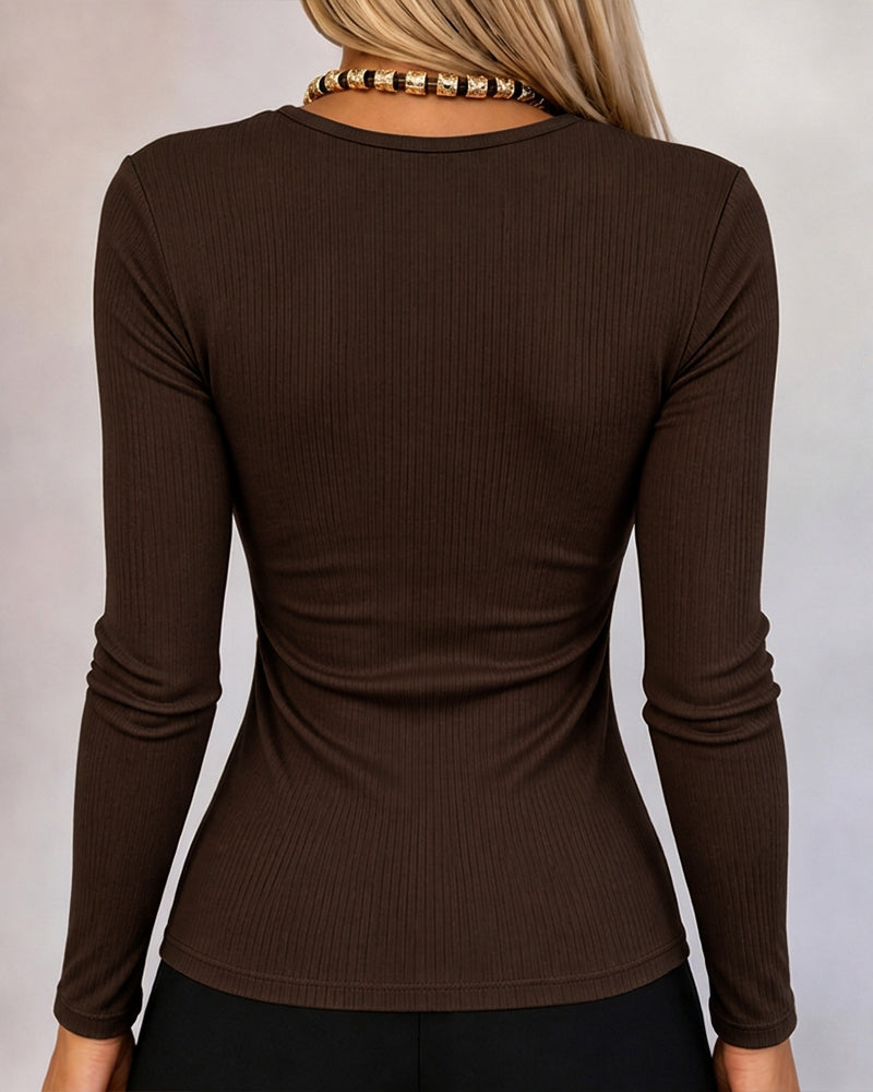 Gold-Button Rib-Knit Top with Crewneck and Slim Fit
