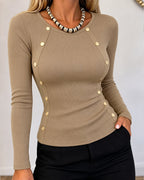 Gold-Button Rib-Knit Top with Crewneck and Slim Fit