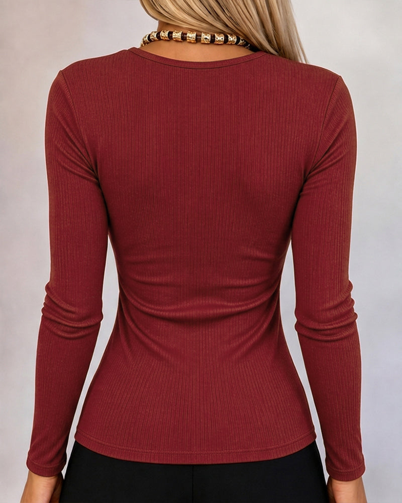 Gold-Button Rib-Knit Top with Crewneck and Slim Fit