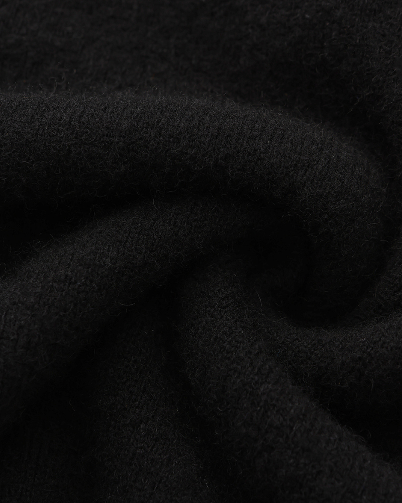 Men's Cashmere Knit Polo with Long Sleeves and Button Placket