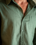 Men's Long Sleeve Linen Shirt with Relaxed Fit and Camp Collar