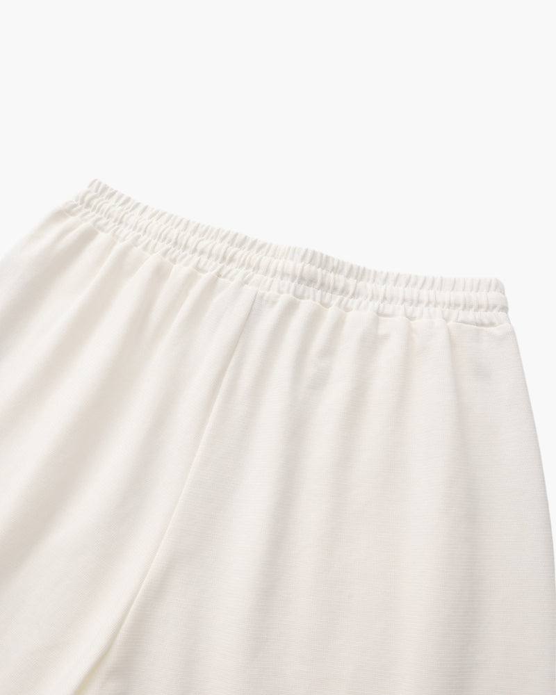 Men's Tailored Court Shorts with Above-Knee Fit and Side Pockets
