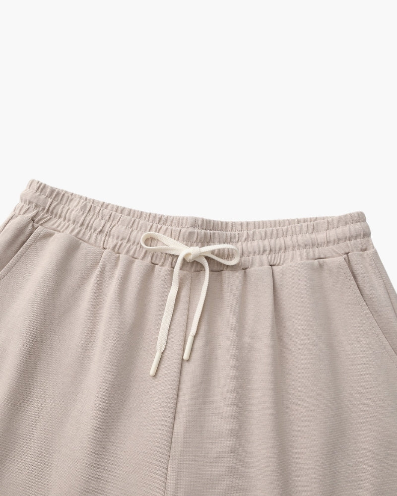 Men's Tailored Court Shorts with Above-Knee Fit and Side Pockets