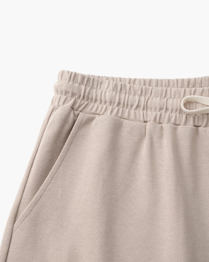 Men's Tailored Court Shorts with Above-Knee Fit and Side Pockets