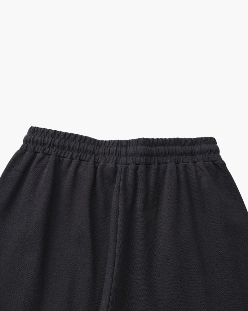 Men's Tailored Court Shorts with Above-Knee Fit and Side Pockets
