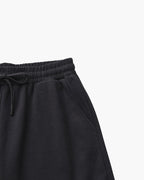 Men's Tailored Court Shorts with Above-Knee Fit and Side Pockets