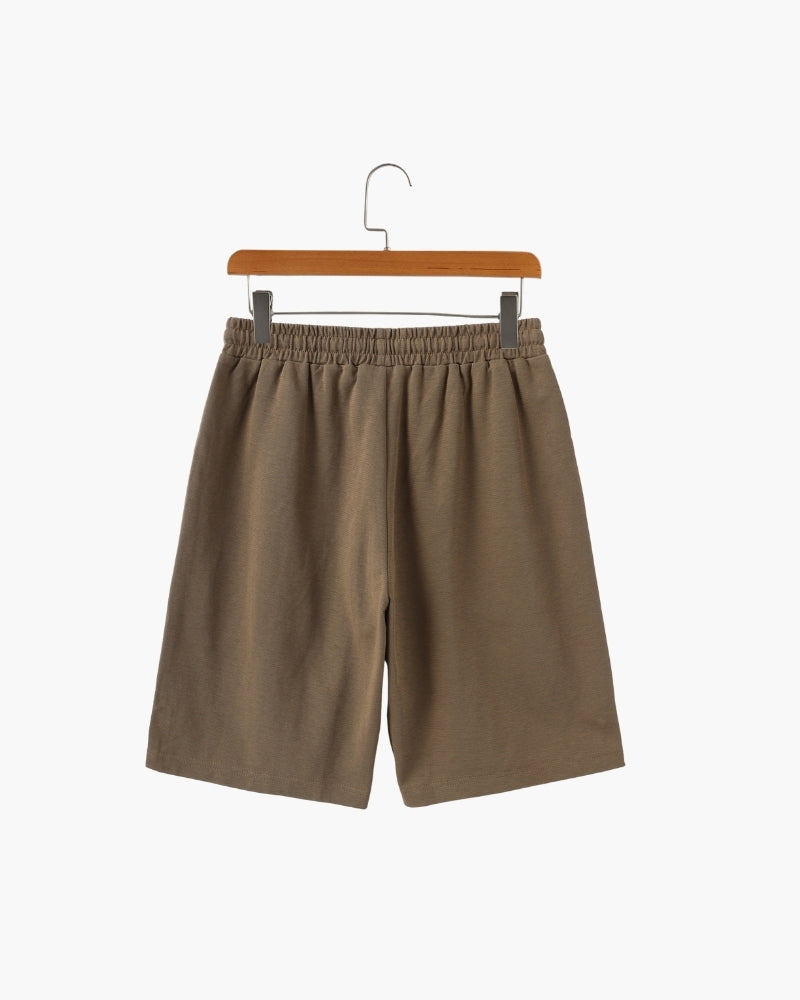 Men's Tailored Court Shorts with Above-Knee Fit and Side Pockets