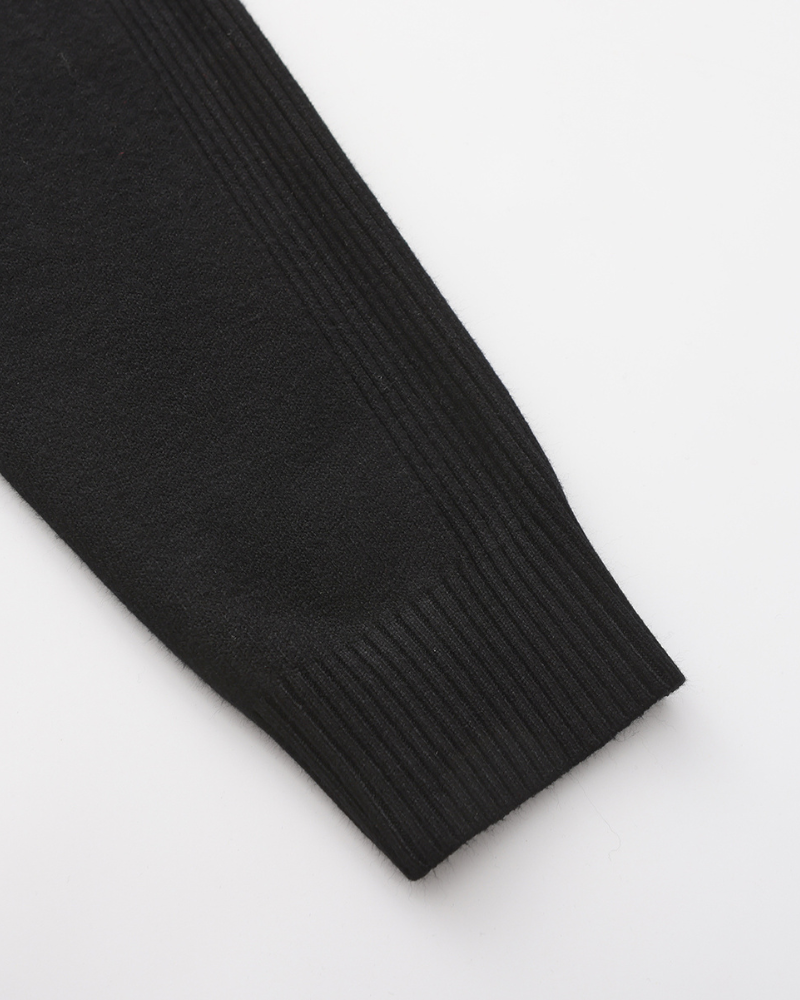 Men's Tailored Turtleneck Sweater in Viscose Blend