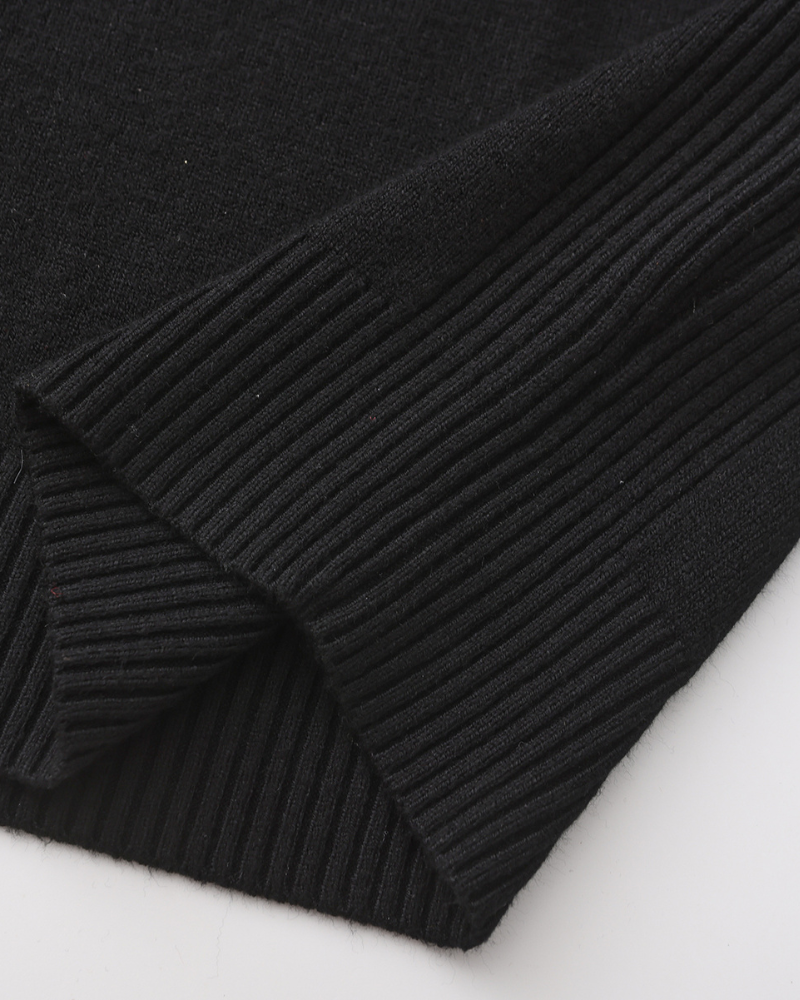 Men's Tailored Turtleneck Sweater in Viscose Blend