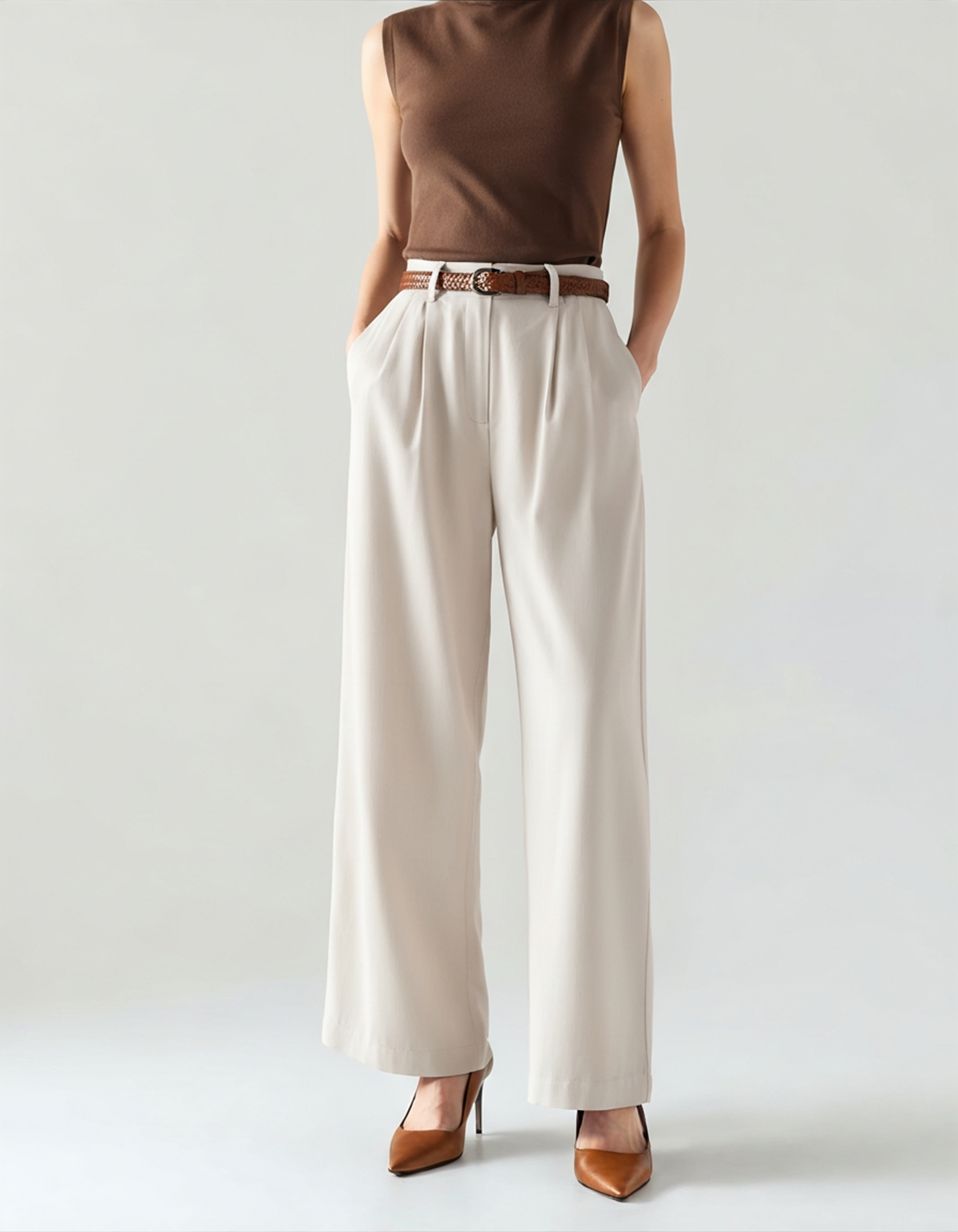 Women's Straight-Cut Lightweight Trousers with Pressed Crease - White