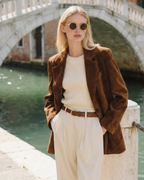 Women's Straight-Cut Lightweight Trousers with Pressed Crease