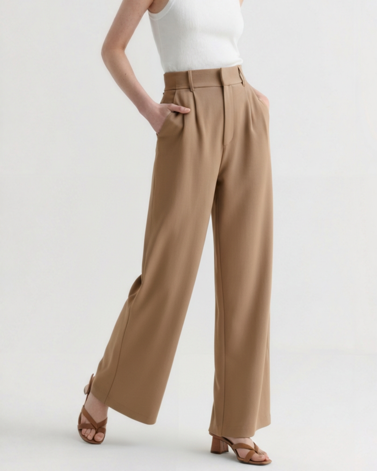 Women's Wide-Leg Trousers with Tailored Waistband and Fluid Fall - Brown